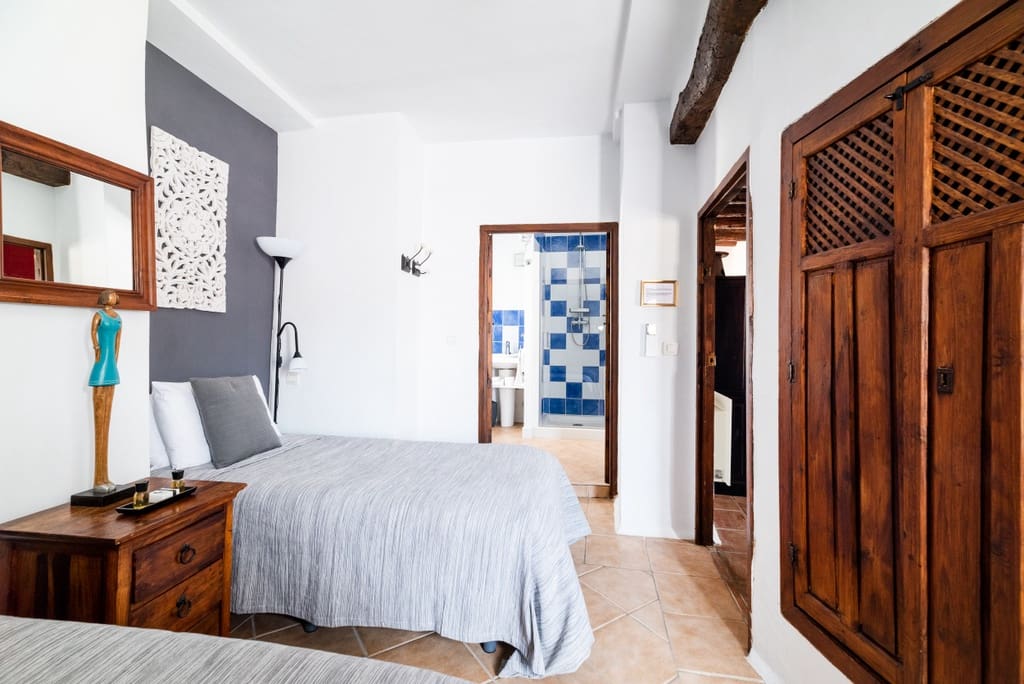 7 quarto Pousada para venda em El Pinar com piscina - 485 000 € (Ref: 9941158)