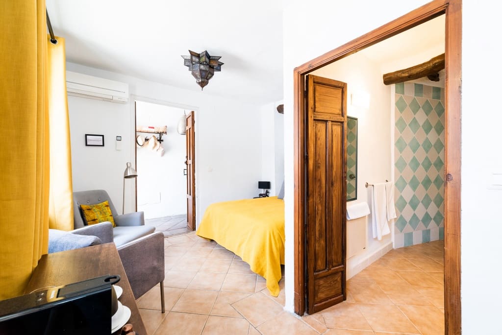 7 quarto Pousada para venda em El Pinar com piscina - 485 000 € (Ref: 9941158)