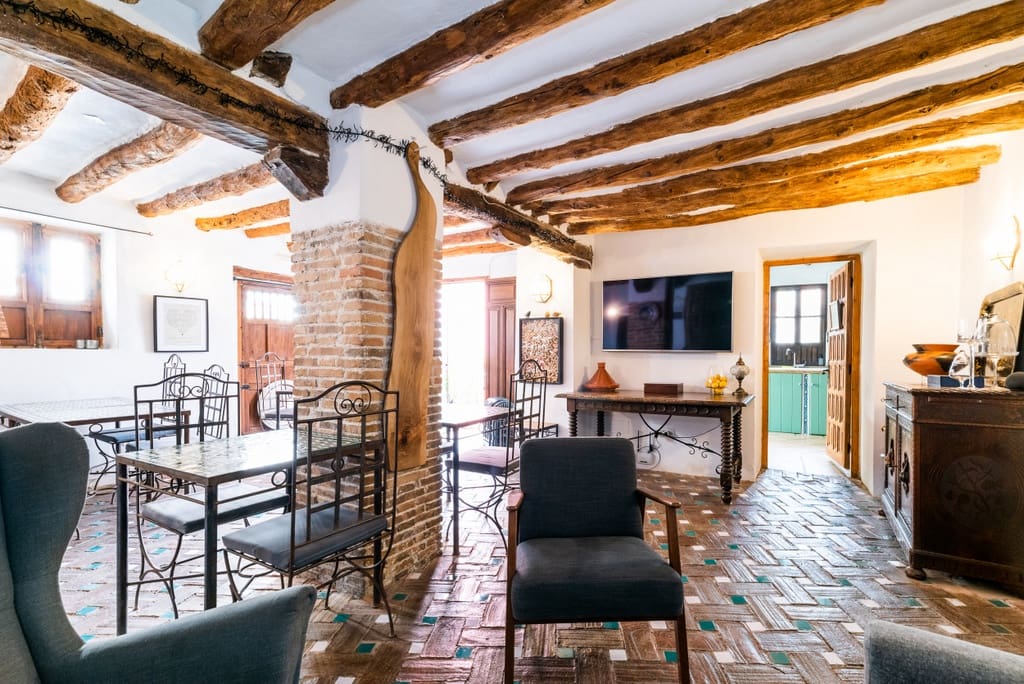 7 quarto Pousada para venda em El Pinar com piscina - 485 000 € (Ref: 9941158)
