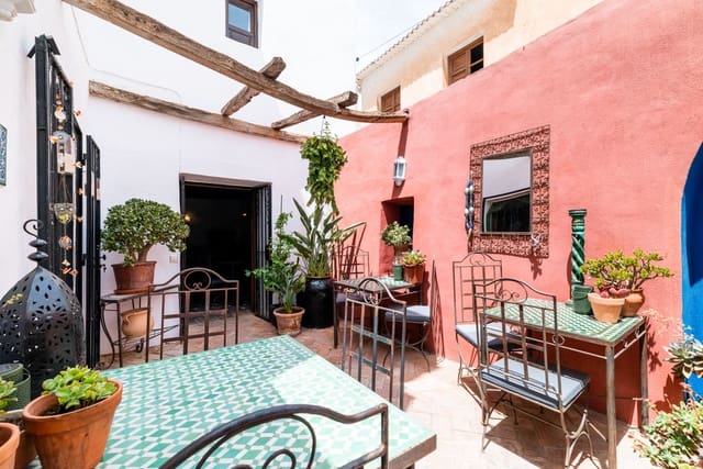 7 quarto Pousada para venda em Pinos del Valle, El Pinar com piscina - 485 000 € (Ref: 9941158)