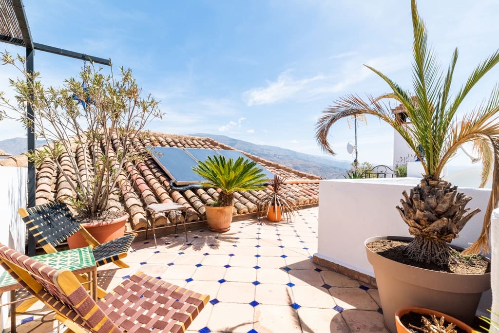 7 quarto Pousada para venda em El Pinar com piscina - 485 000 € (Ref: 9941158)