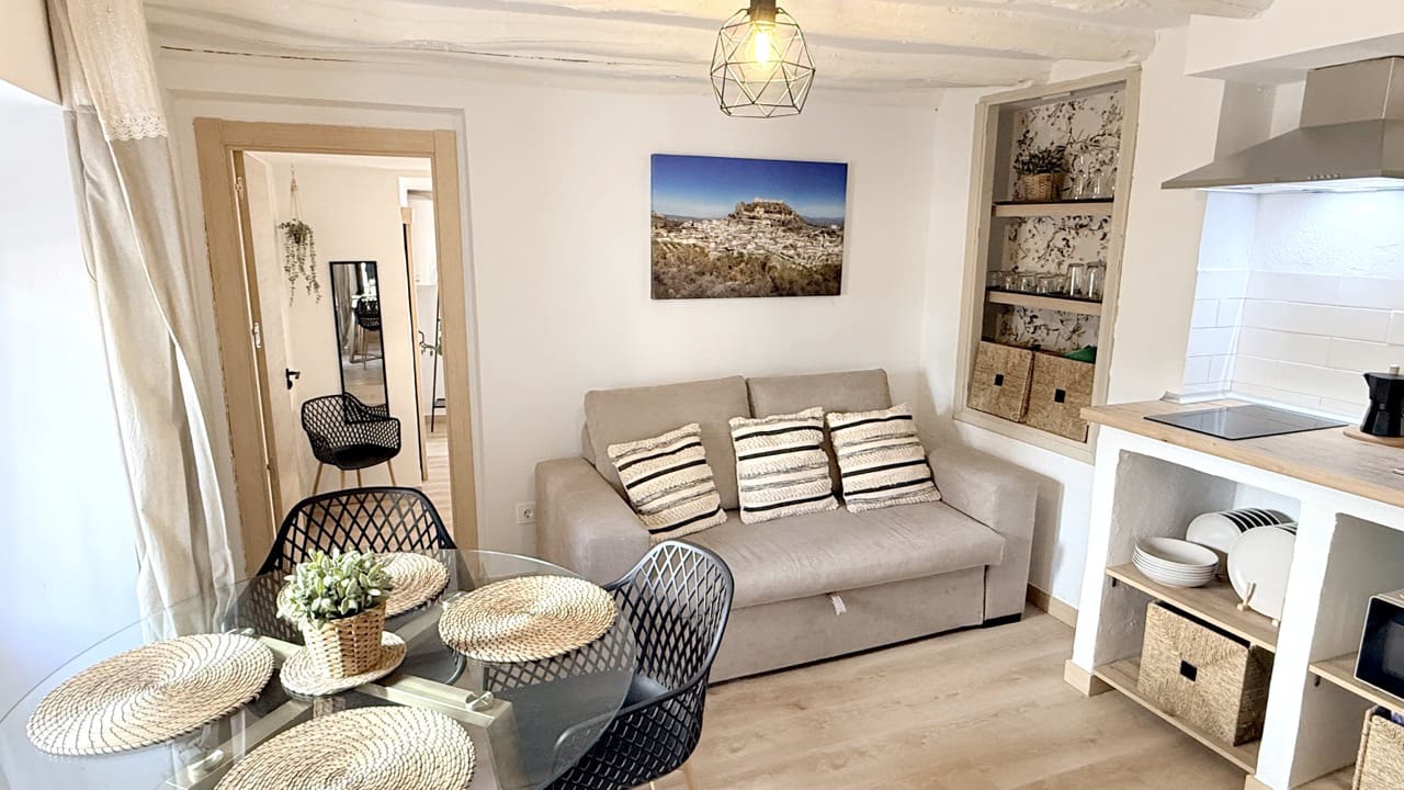 5 bedroom Townhouse for sale in Moclin - € 180,000 (Ref: 9954549)