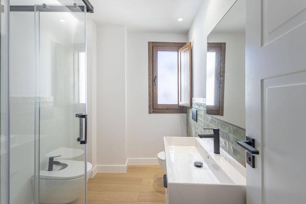 3 Zimmer Apartment zu verkaufen in Granada Stadt mit Pool - 650.000 € (Ref: 9958957)