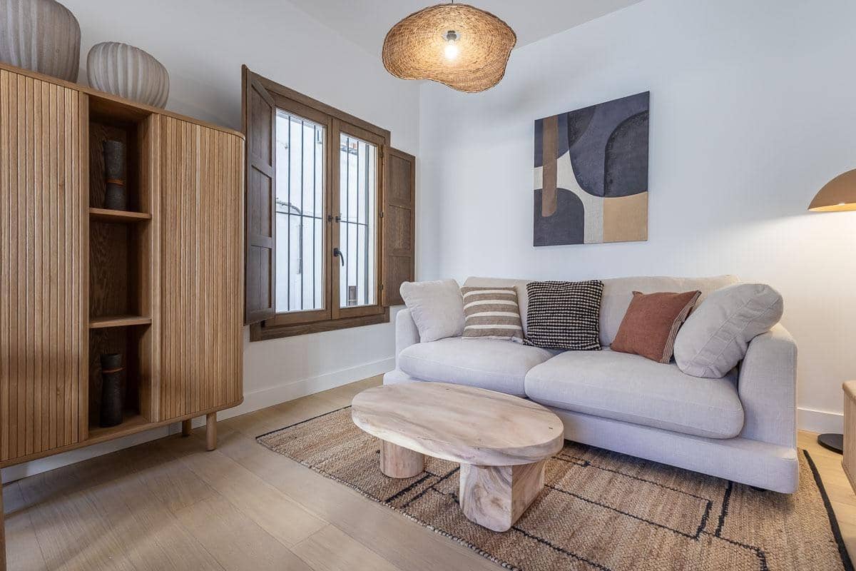 3 Zimmer Apartment zu verkaufen in Granada Stadt mit Pool - 650.000 € (Ref: 9958957)