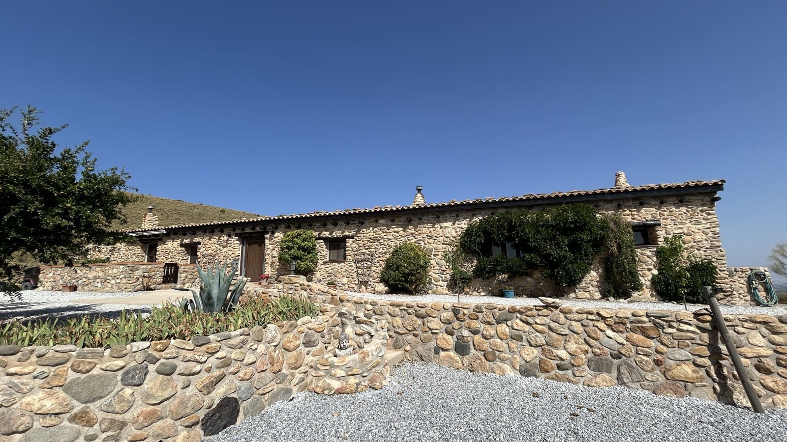 3 sovrum Finca/Hus på landet till salu i Caniles med garage - 395 000 € (Ref: 9987179)