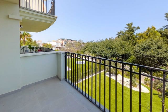 1 bedroom Apartment for sale in El Montgó, Dénia - € 275,000 (Ref: 10021365)
