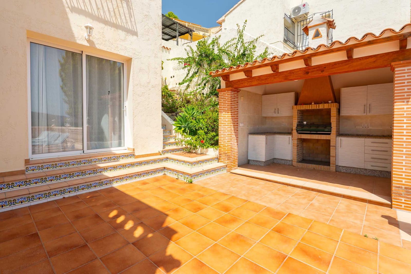 Chalet de 5 habitaciones en Jalón / Xaló en venta con piscina garaje - 599.000 € (Ref: 10024896)