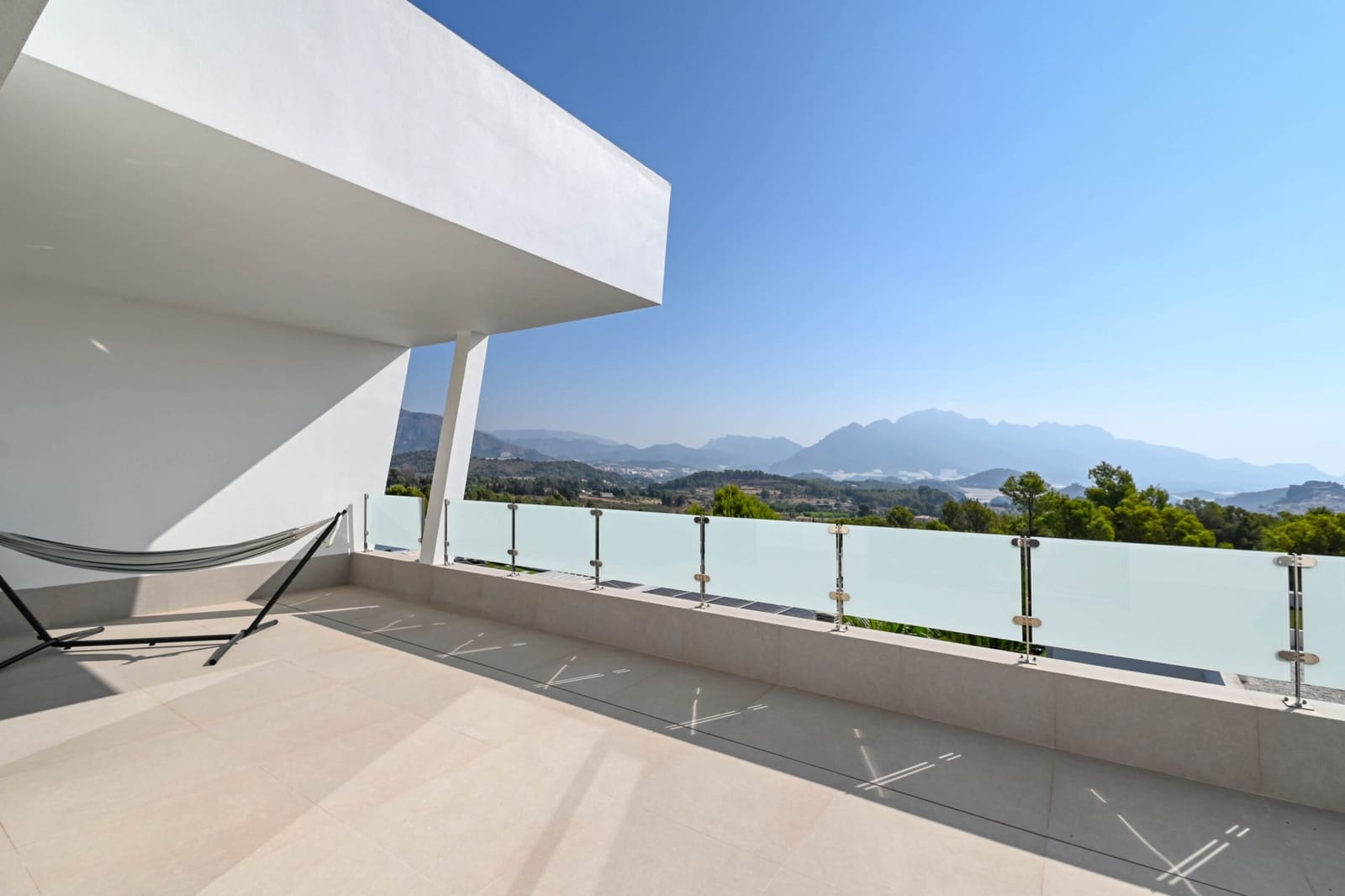 3 Zimmer Villa zu verkaufen in Polop mit Pool Garage - 729.000 € (Ref: 10042271)