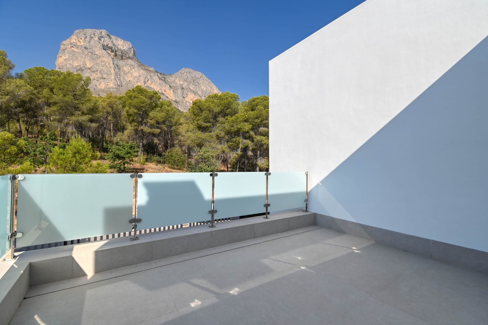 3 Zimmer Villa zu verkaufen in Polop mit Pool Garage - 729.000 € (Ref: 10042271)