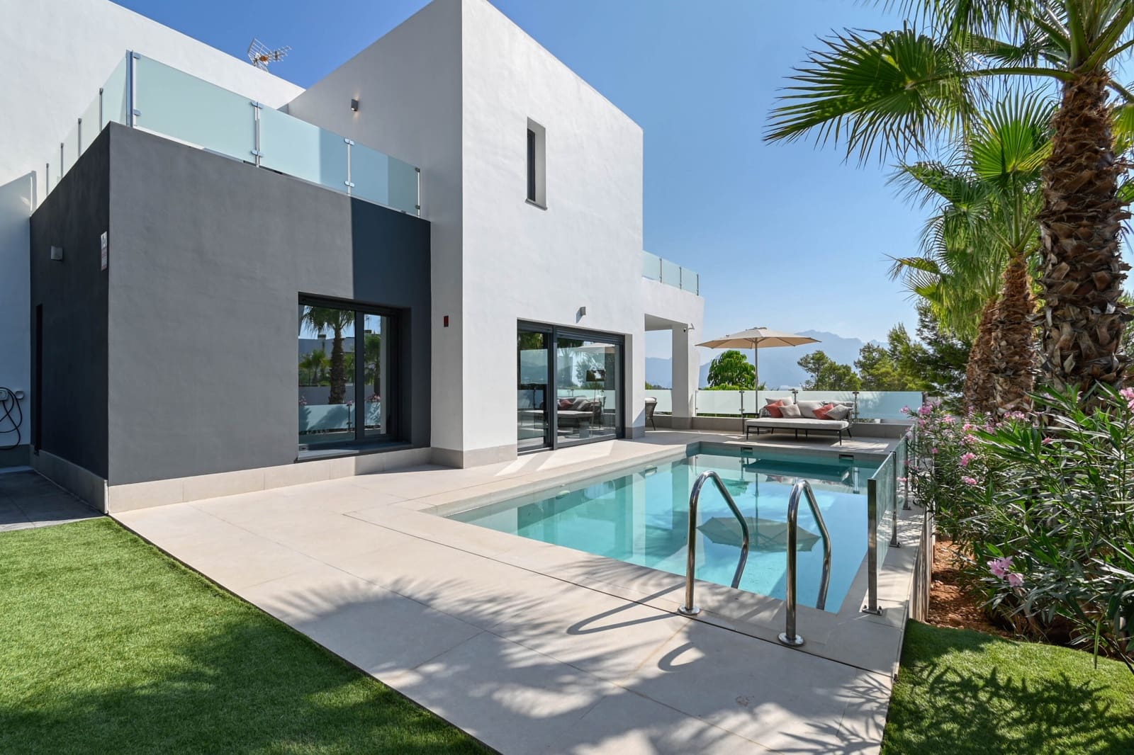 3 Zimmer Villa zu verkaufen in Polop mit Pool Garage - 729.000 € (Ref: 10042271)
