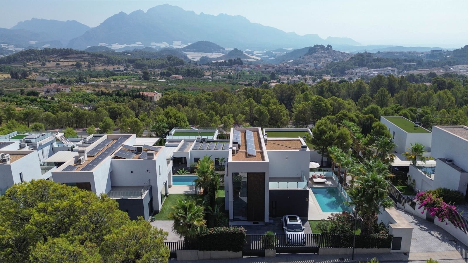 3 Zimmer Villa zu verkaufen in Polop mit Pool Garage - 729.000 € (Ref: 10042271)