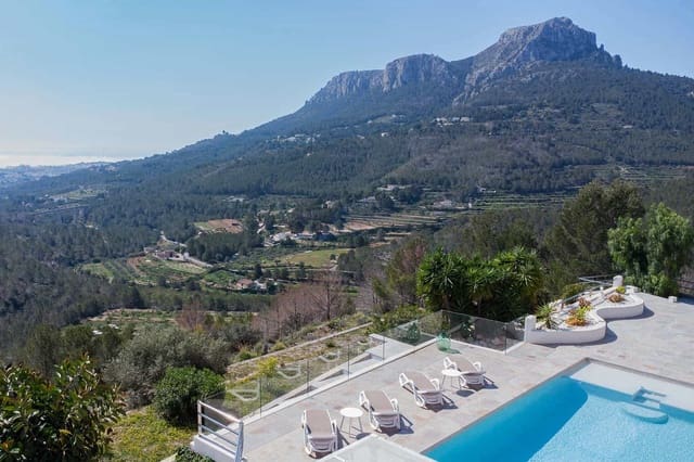 5 Zimmer Villa zu verkaufen in Benissa mit Pool Garage - 2.480.000 € (Ref: 10070142)