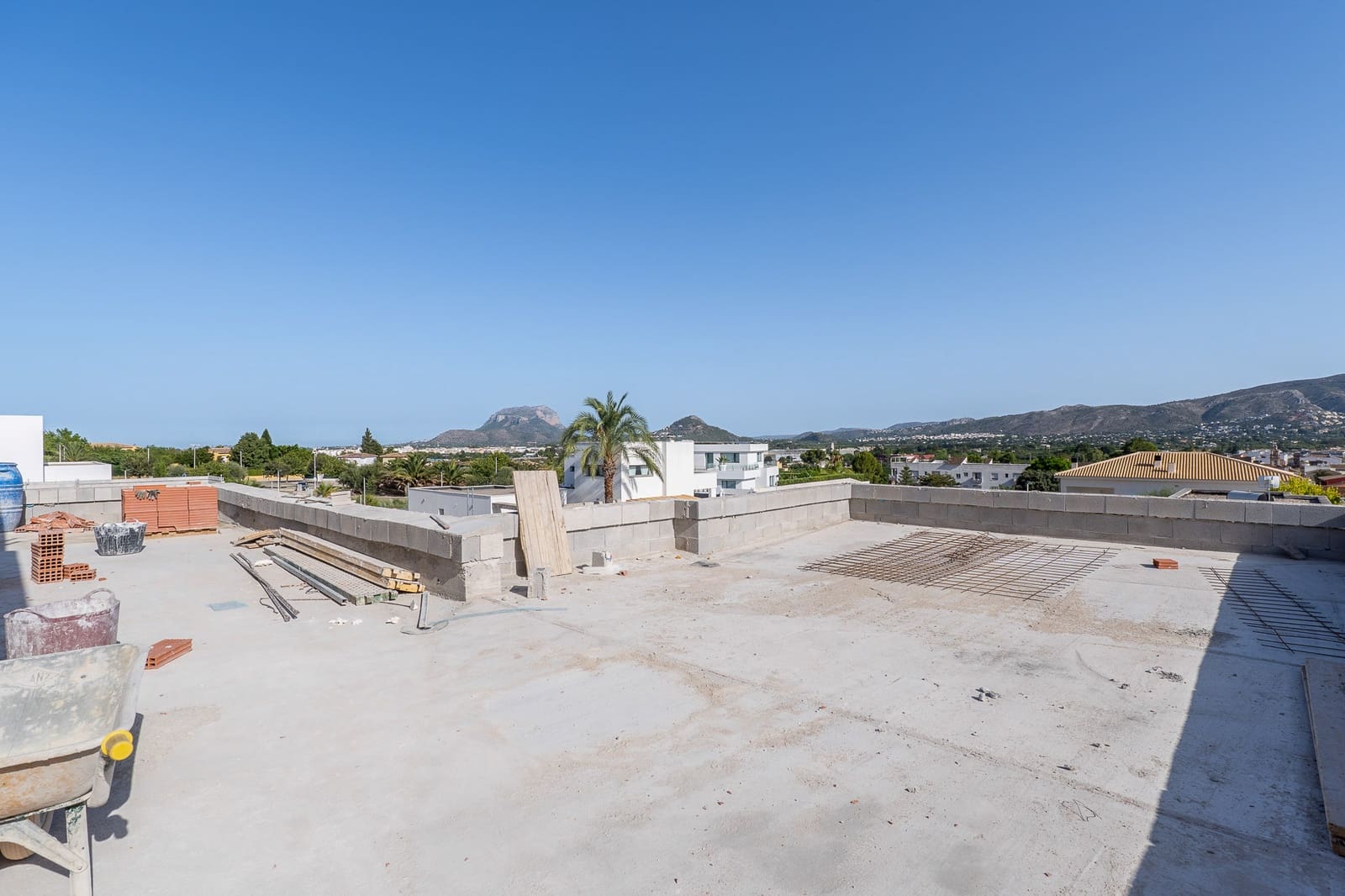 Chalet de 3 habitaciones en Beniarbeig en venta con piscina garaje - 695.000 € (Ref: 10070249)