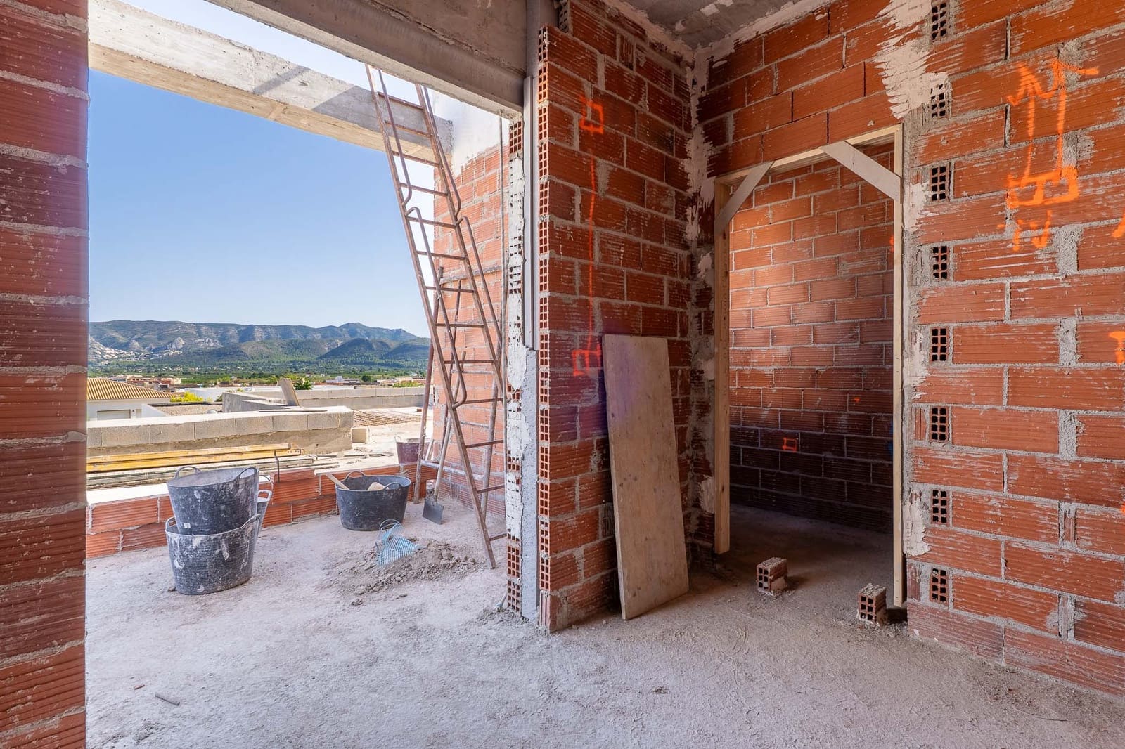 Chalet de 3 habitaciones en Beniarbeig en venta con piscina garaje - 695.000 € (Ref: 10070249)