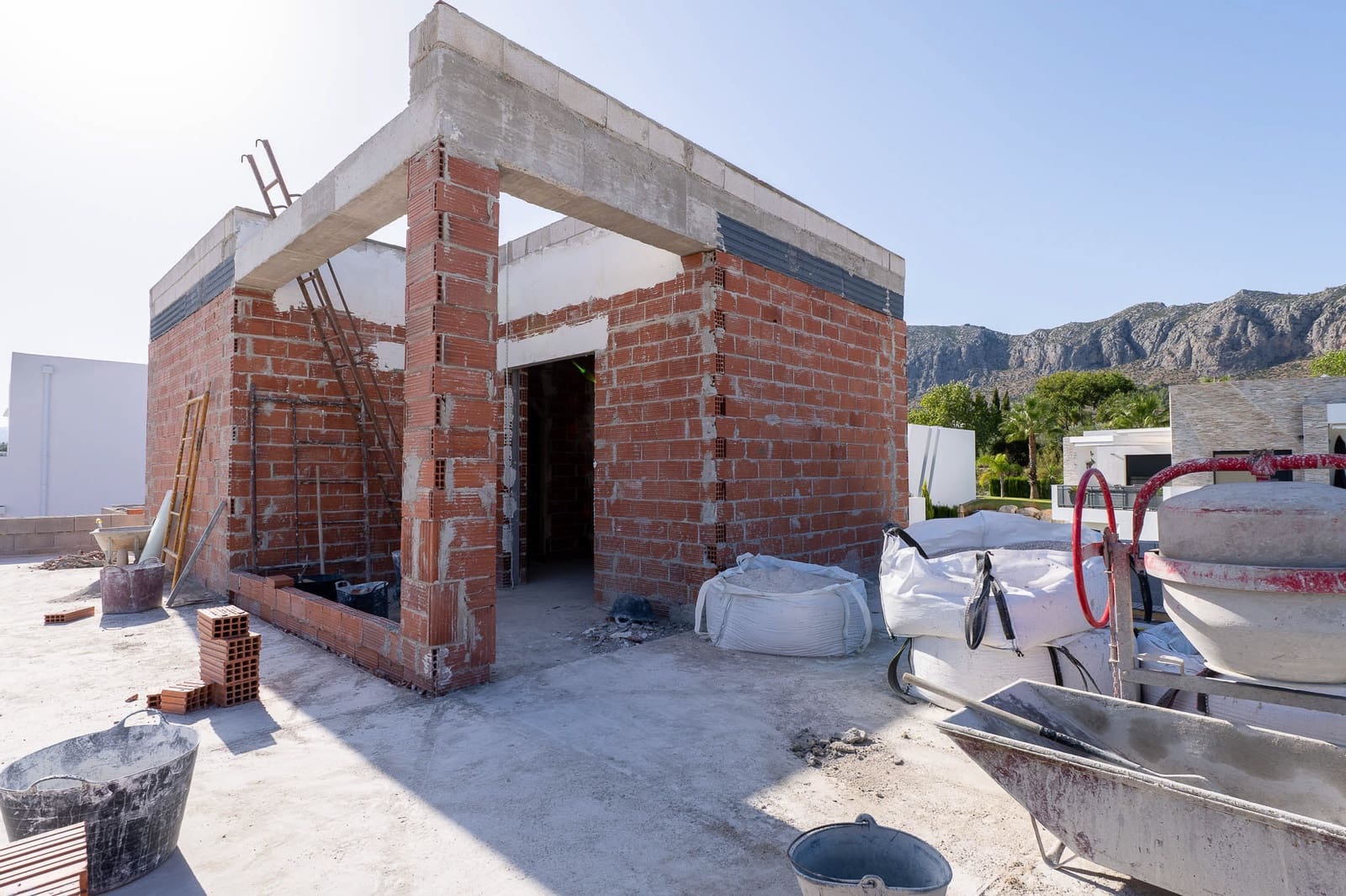Chalet de 3 habitaciones en Beniarbeig en venta con piscina garaje - 695.000 € (Ref: 10070249)
