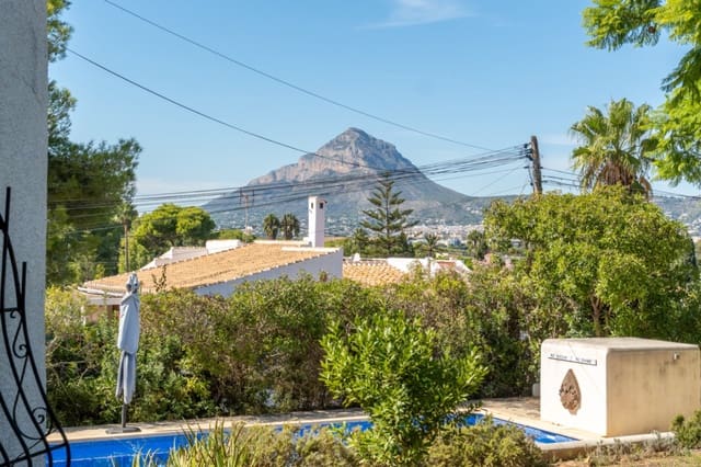 4 slaapkamer Villa te koop in Cap Martí - El Tossalet - Pinomar, Javea / Xàbia met zwembad - € 845.000 (Ref: 10150416)