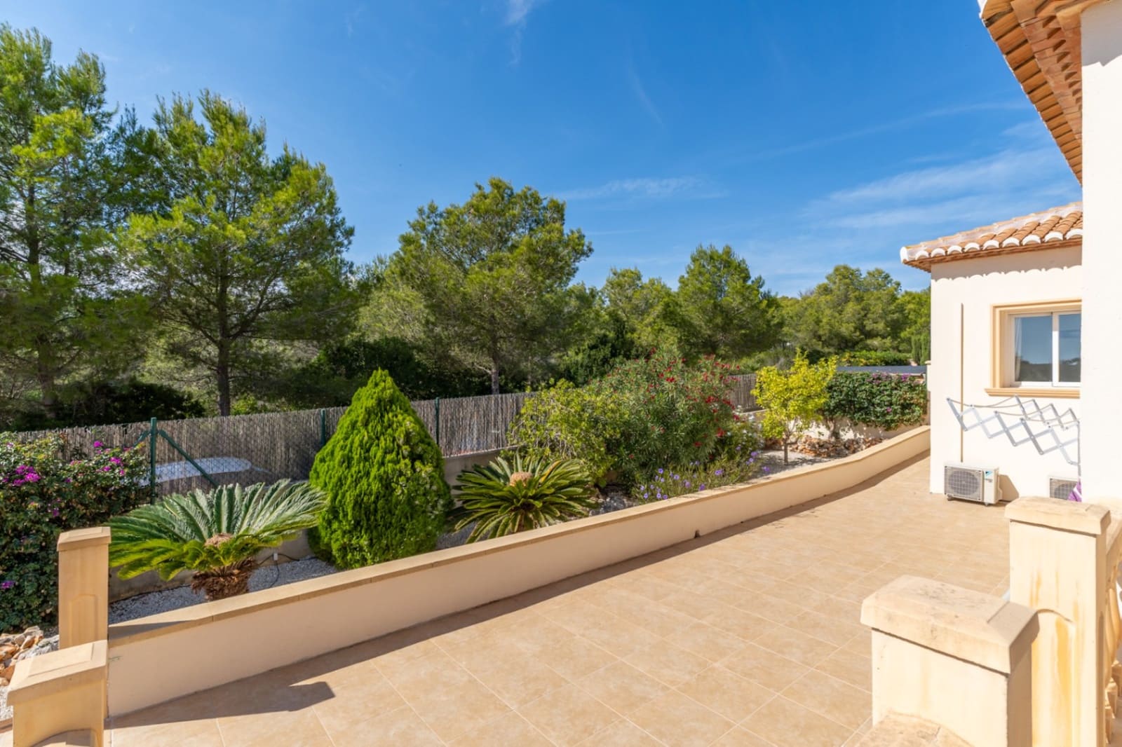 4 bedroom Villa for sale in Javea / Xabia with garage - € 849,000 (Ref: 10160628)