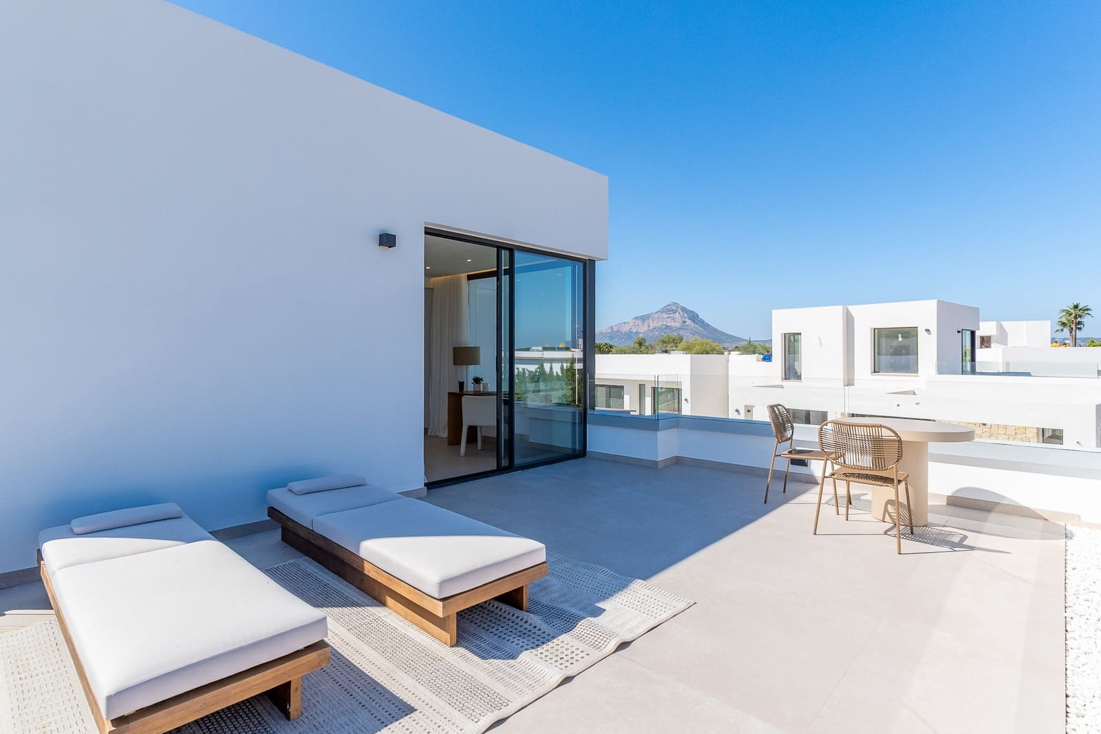 5 Zimmer Villa zu verkaufen in Adsubia mit Pool Garage - 2.300.000 € (Ref: 10187584)