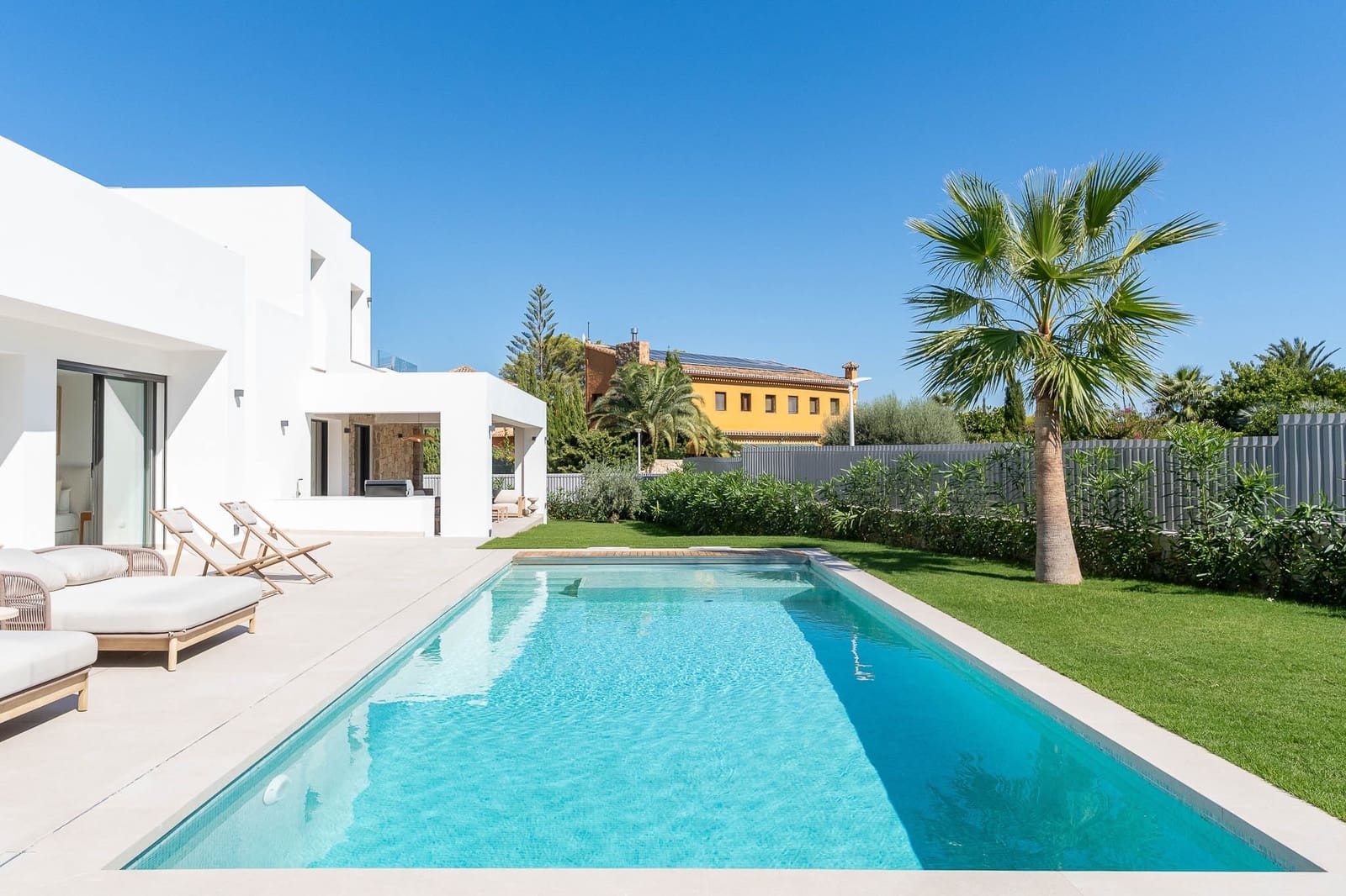 5 Zimmer Villa zu verkaufen in Adsubia mit Pool Garage - 2.300.000 € (Ref: 10187584)