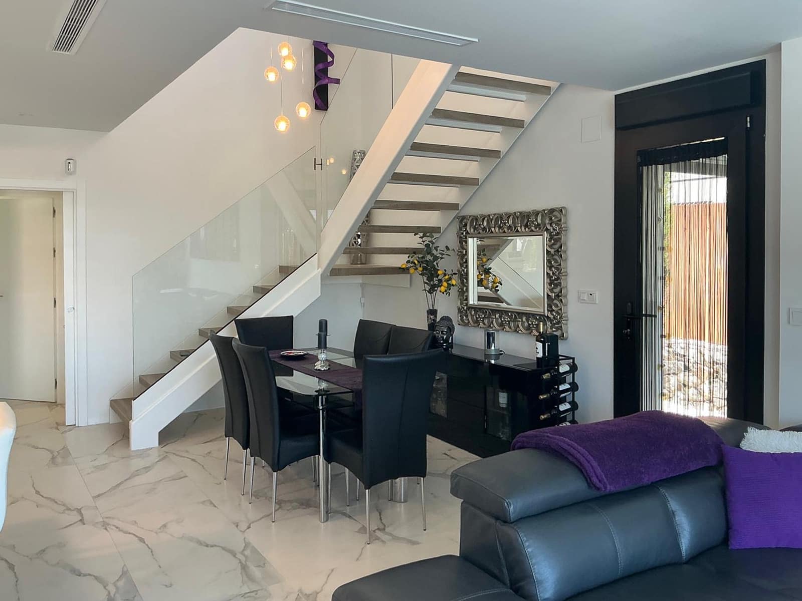 3 soverom Villa til salgs i Finestrat med svømmebasseng - € 849 000 (Ref: 10187585)