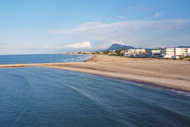 Undeveloped Land for sale in Els Poblets - € 60,000 (Ref: 8657217)