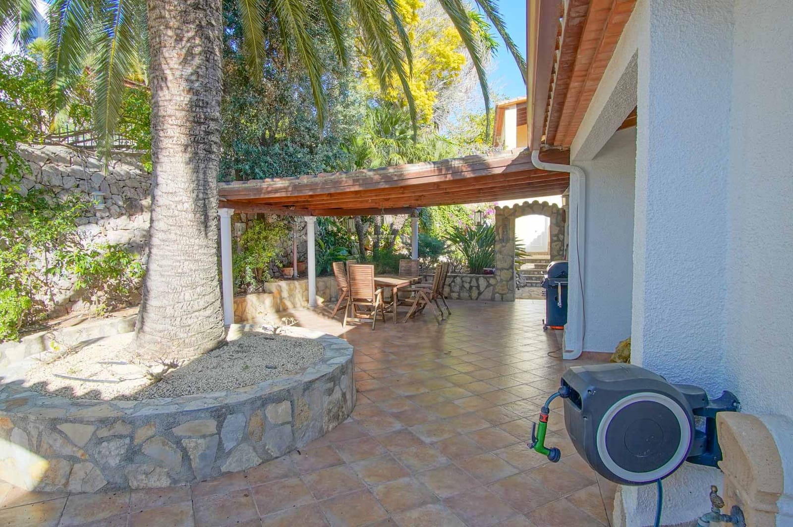 5 bedroom Villa for sale in Pego with pool - € 765,000 (Ref: 8657496)