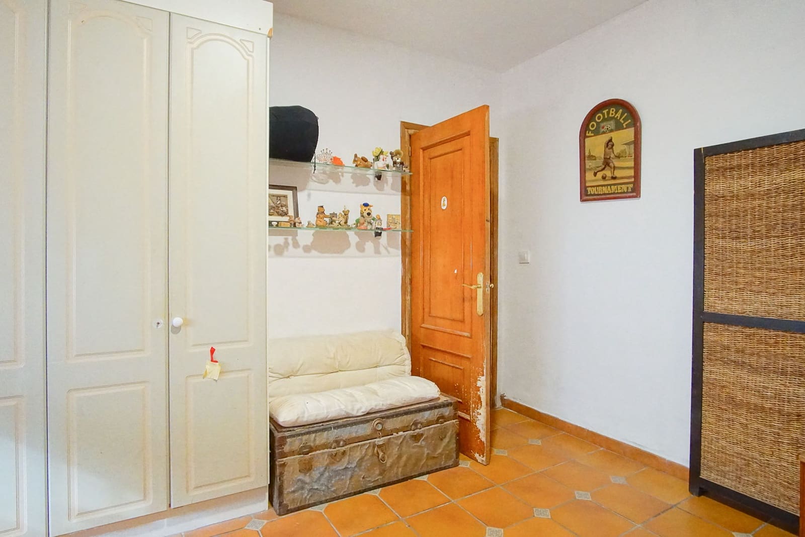 6 bedroom Villa for sale in Denia with pool - € 649,000 (Ref: 8783237)