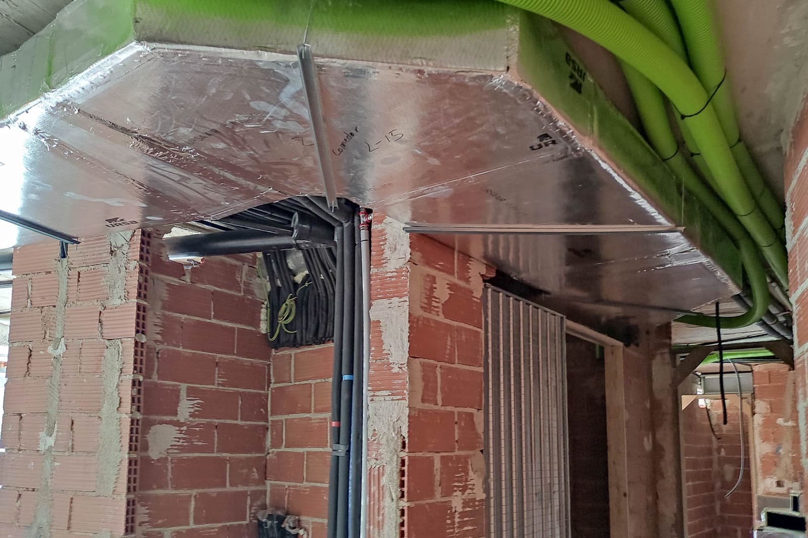 4 bedroom Villa for sale in Altea with pool garage - € 2,250,000 (Ref: 8960081)