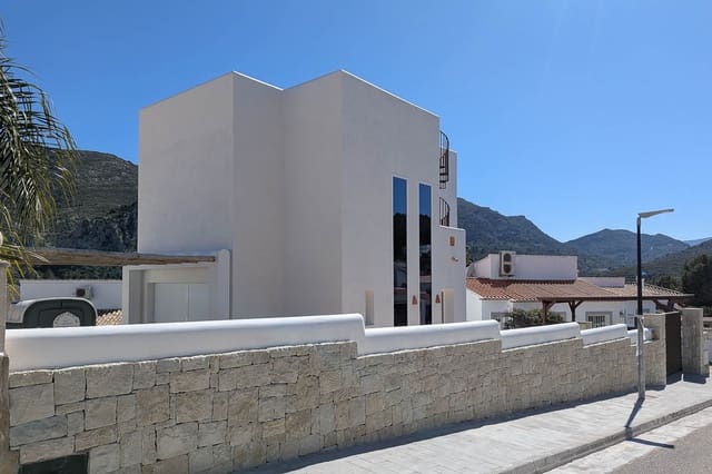 3 Zimmer Villa zu verkaufen in Monte Solana, Pedreguer mit Pool - 495.000 € (Ref: 9000237)