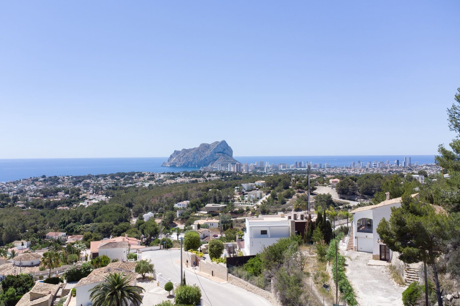 Villa for sale in Benissa - € 745,000 (Ref: 9006005)