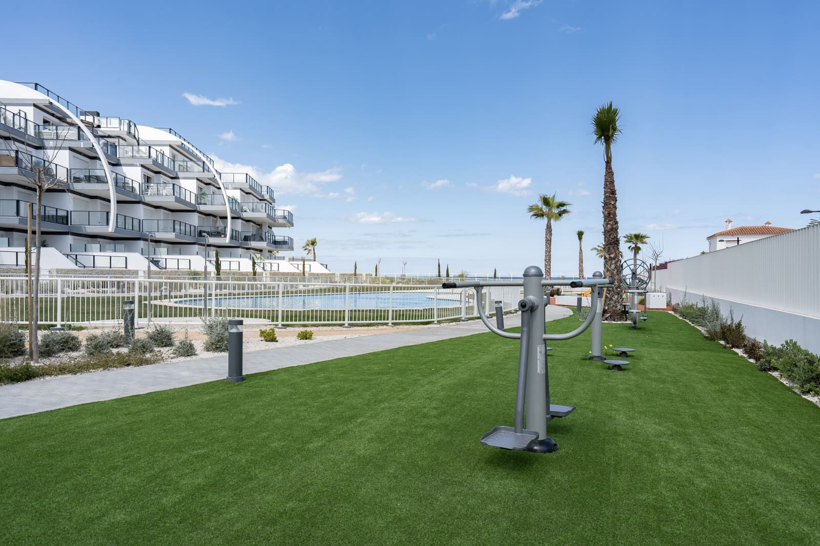 3 bedroom Apartment for sale in Denia with pool garage - € 695,000 (Ref: 9018686)