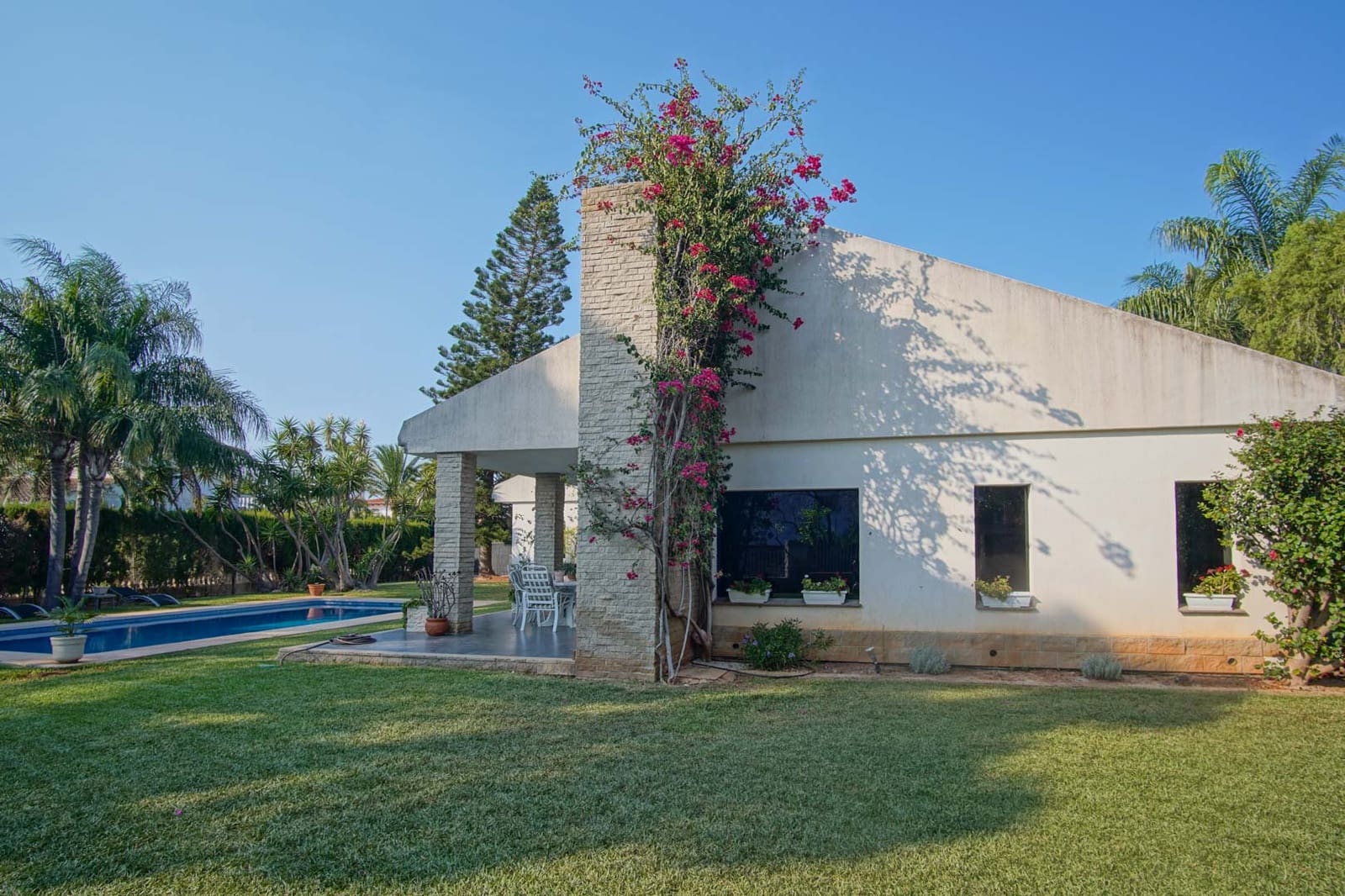 4 sypialnia Willa na sprzedaż w Denia z basenem - 1 190 000 € (Ref: 9196343)