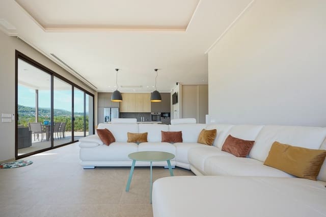 3 sypialnia Willa na sprzedaż w Beniarbeig z basenem garażem - 875 000 € (Ref: 9210474)