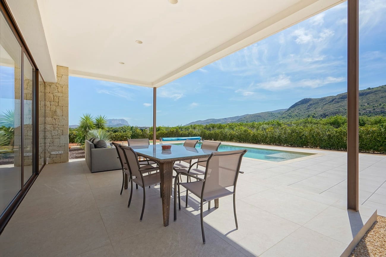 3 soveværelse Villa til salg i Beniarbeig med swimmingpool garage - € 875.000 (Ref: 9210474)