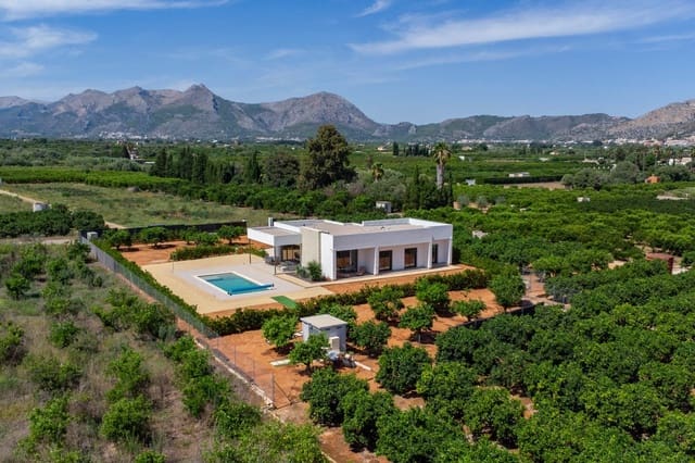 3 sypialnia Willa na sprzedaż w Beniarbeig z basenem garażem - 875 000 € (Ref: 9210474)