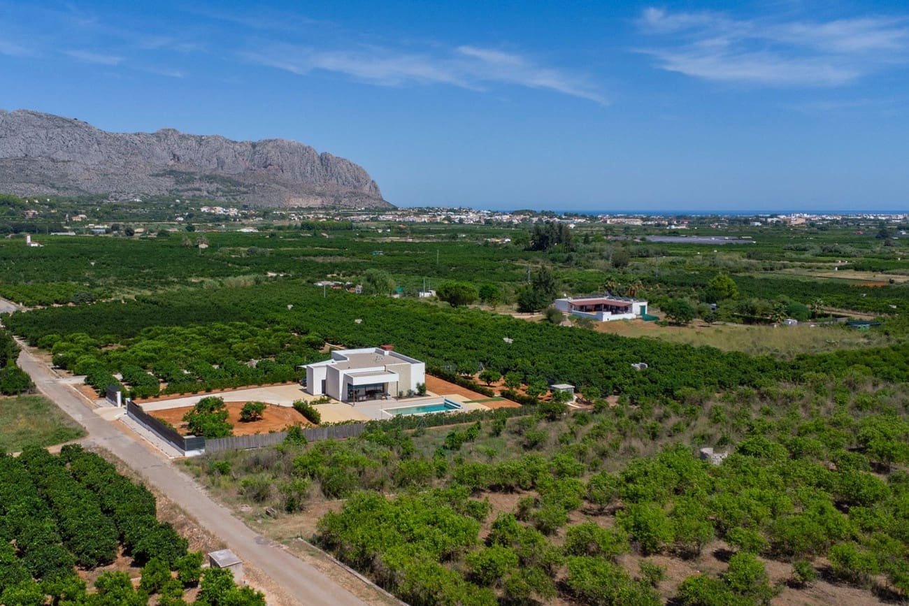 3 soveværelse Villa til salg i Beniarbeig med swimmingpool garage - € 875.000 (Ref: 9210474)