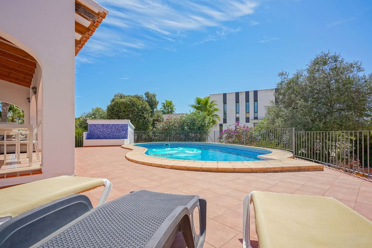 3 bedroom Villa for sale in Javea / Xabia with pool garage - € 620,000 (Ref: 9218955)