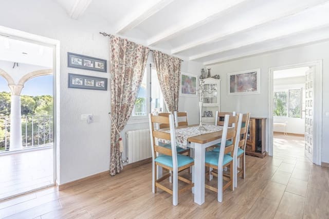 5 slaapkamer Villa te koop in Cap Martí - El Tossalet - Pinomar, Javea / Xàbia met garage - € 790.000 (Ref: 9450591)