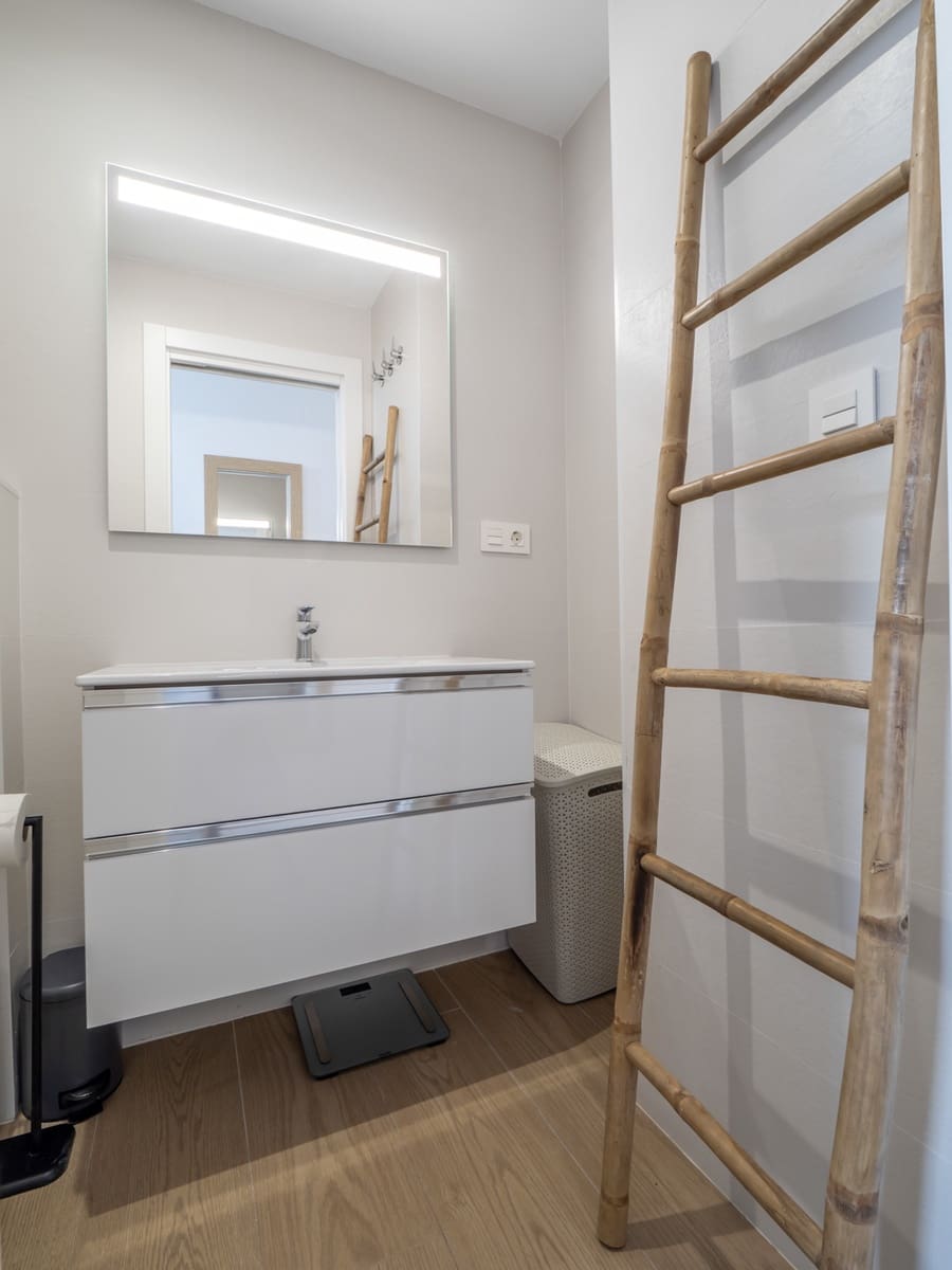 Apartamento de 3 habitaciones en Javea / Xàbia en venta con piscina garaje - 650.000 € (Ref: 9453198)