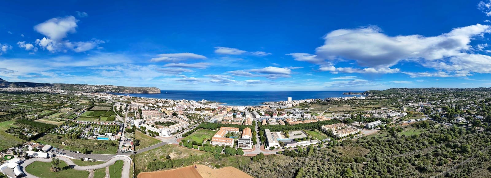 Apartamento de 3 habitaciones en Javea / Xàbia en venta con piscina garaje - 650.000 € (Ref: 9453198)