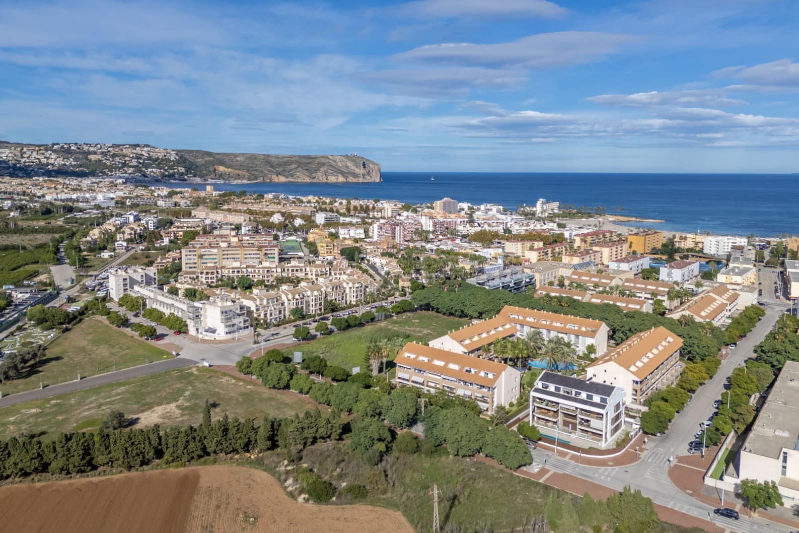 Apartamento de 3 habitaciones en Javea / Xàbia en venta con piscina garaje - 650.000 € (Ref: 9453198)