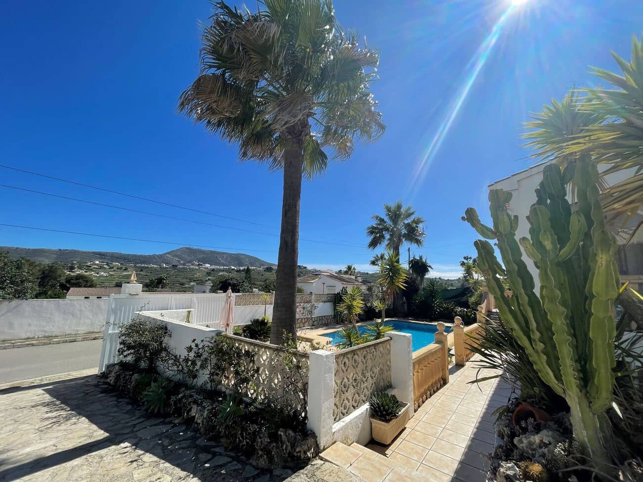 3 soveværelse Villa til salg i Benitachell / Benitatxell med swimmingpool garage - € 545.000 (Ref: 9535132)