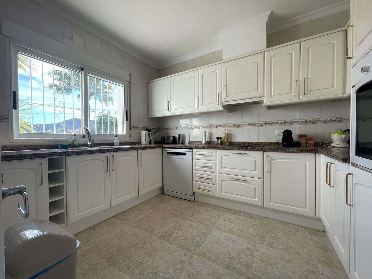 3 soveværelse Villa til salg i Benitachell / Benitatxell med swimmingpool garage - € 545.000 (Ref: 9535132)