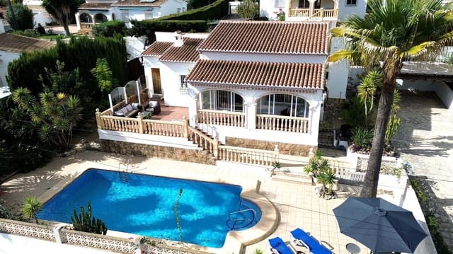 3 soveværelse Villa til salg i Benitachell / Benitatxell med swimmingpool garage - € 545.000 (Ref: 9535132)