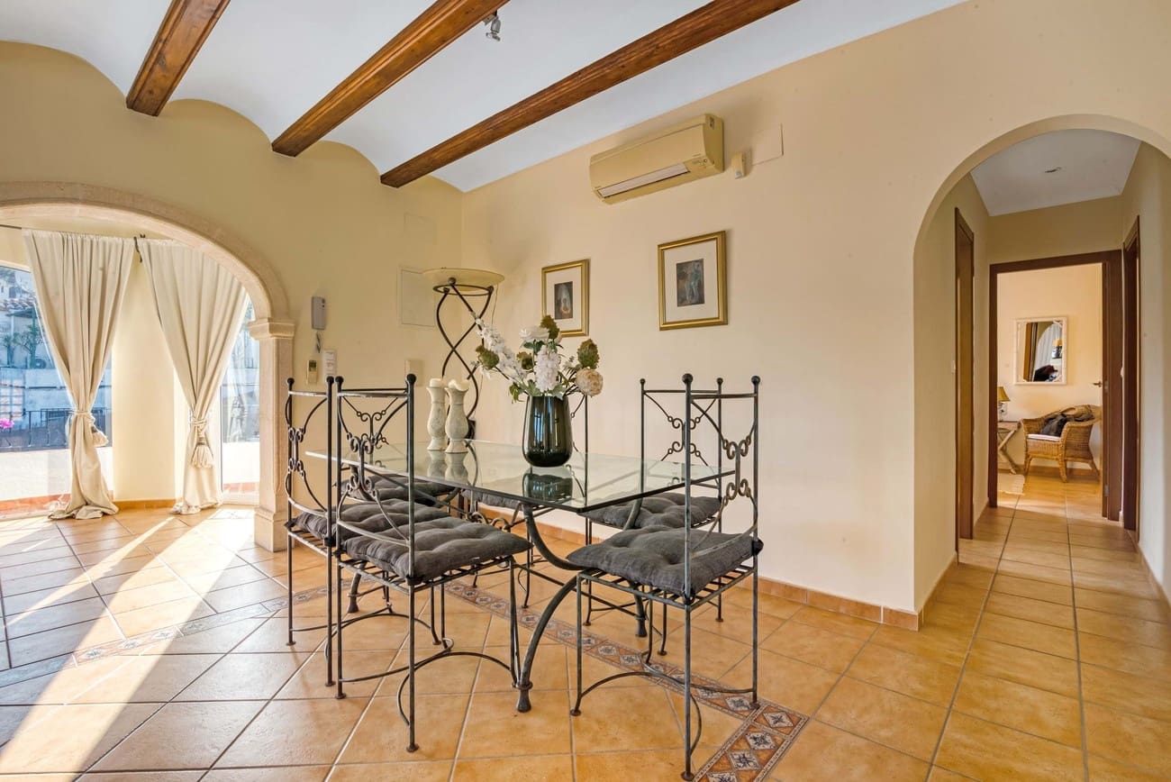 4 soverom Villa til salgs i Javea / Xabia med svømmebasseng garasje - € 875 000 (Ref: 9535133)