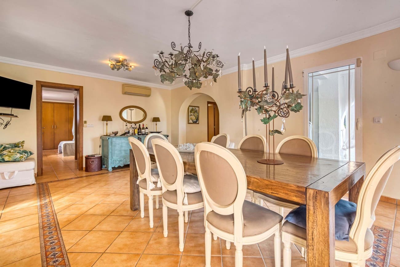 4 soverom Villa til salgs i Javea / Xabia med svømmebasseng garasje - € 875 000 (Ref: 9535133)