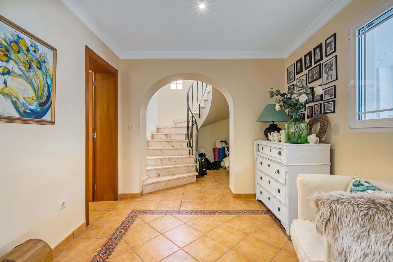 4 soverom Villa til salgs i Javea / Xabia med svømmebasseng garasje - € 875 000 (Ref: 9535133)