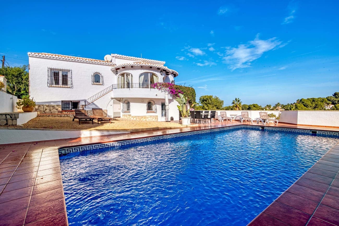 4 soverom Villa til salgs i Javea / Xabia med svømmebasseng garasje - € 875 000 (Ref: 9535133)