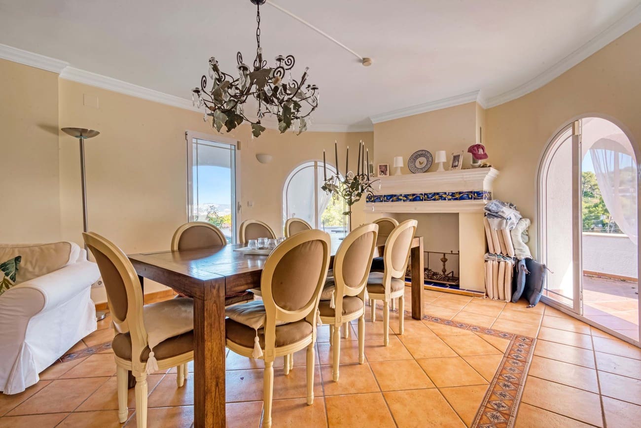 4 soverom Villa til salgs i Javea / Xabia med svømmebasseng garasje - € 875 000 (Ref: 9535133)