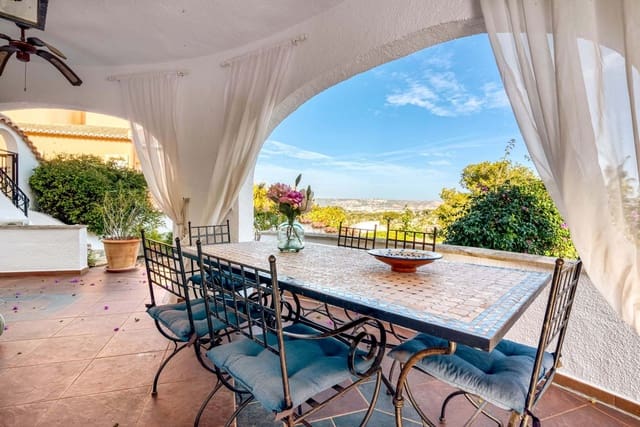 4 soverom Villa til salgs i Montgó - Ermita, Javea / Xàbia med svømmebasseng garasje - € 875 000 (Ref: 9535133)